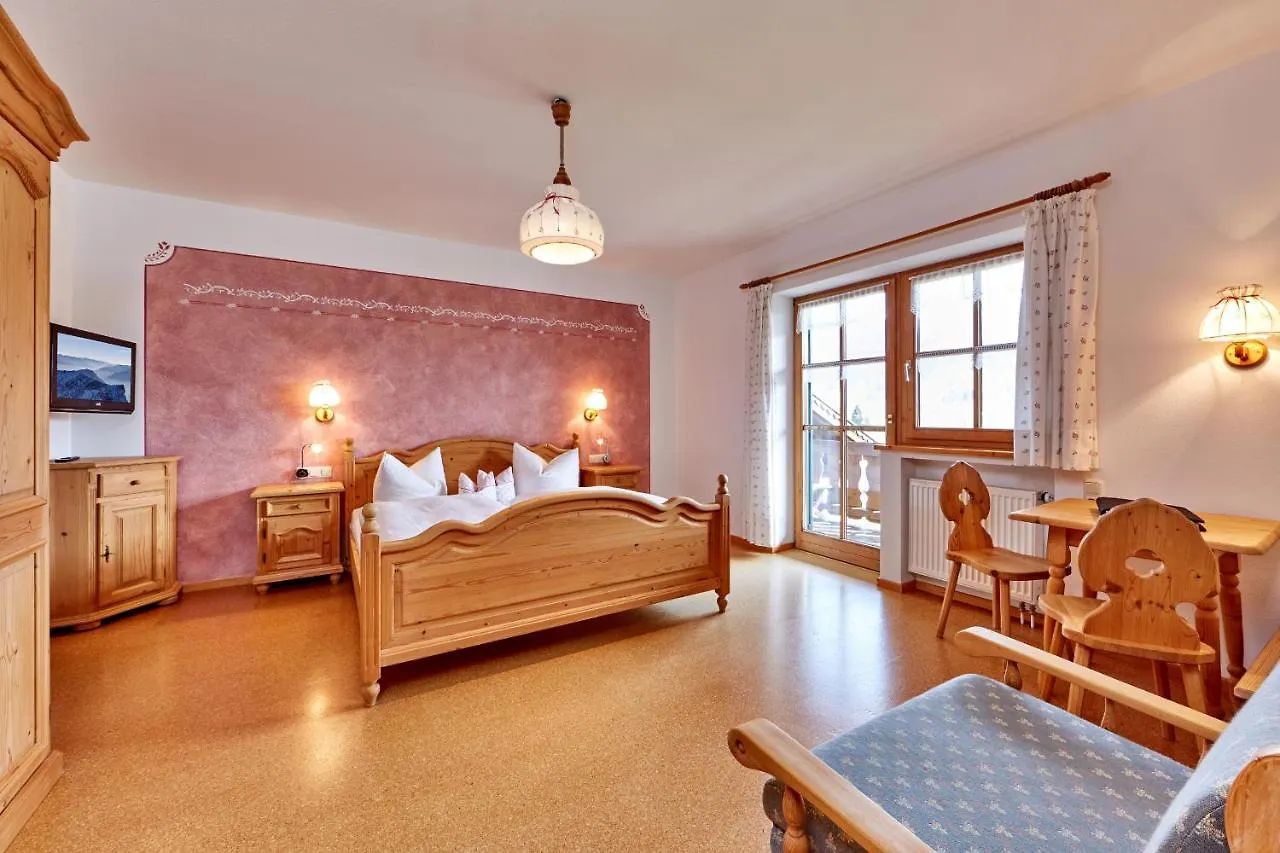 Agroturismo Gaestehaus-Bauernhof Buchwieser Unterammergau Alemania